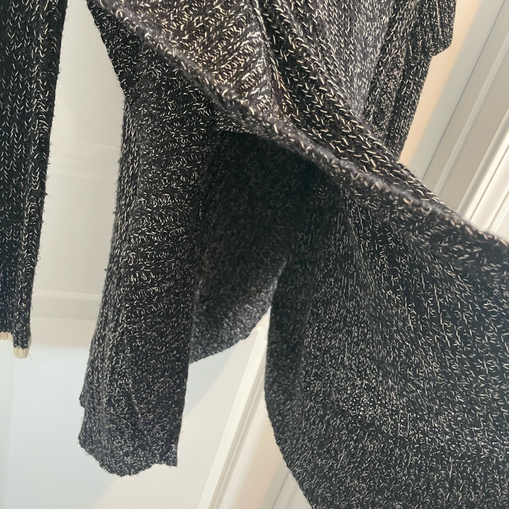 Poncho - Picture 2 of 3